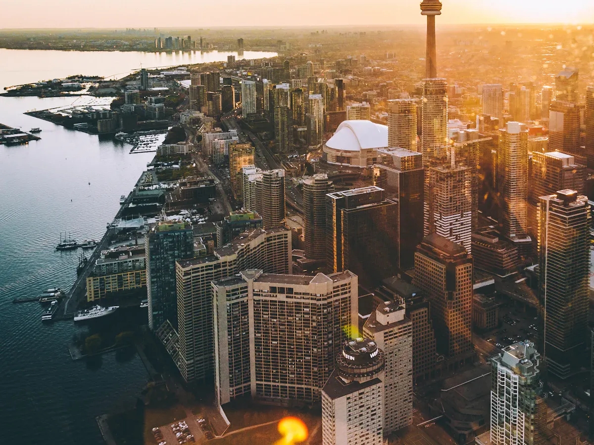 Toronto skyline with the CN Tower